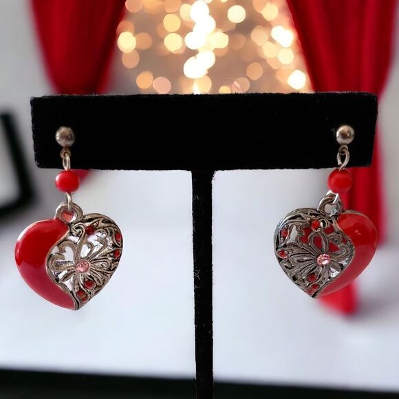 Red Enameled Heart Dangle Earrings‎ Romantic Bohemian Pierced Valentines PATINA. - Picture 12 of 14